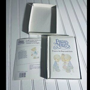 Vtg 1989 Precious Moments Prayers for Boys and Girls Book Debbie & Sam Butcher
